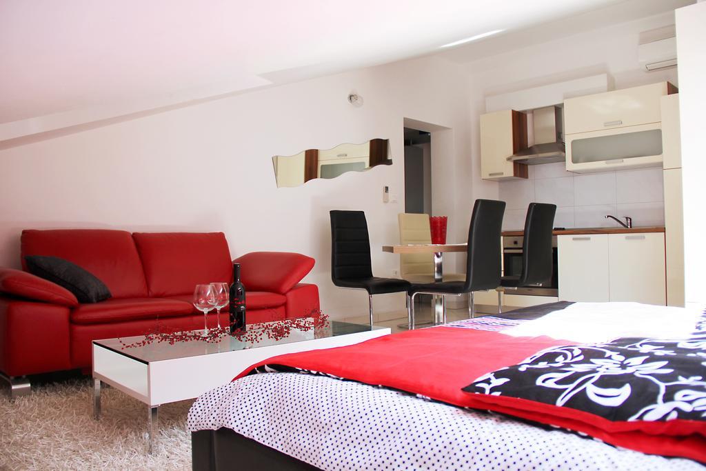 Apartments Villa Lili Umago Quarto foto